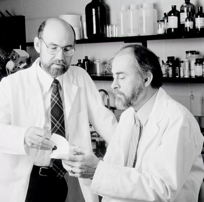 Spencer Silver y Art Fry: los creadores del Post-it